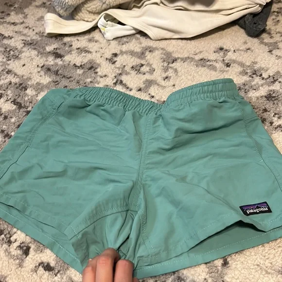 3 Pair Patagonia shorts- Baggies - Picture 4 of 7